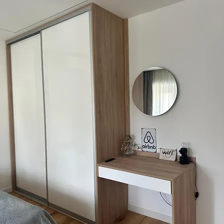 Deluxe Festival Centar With Free Parking Apartment