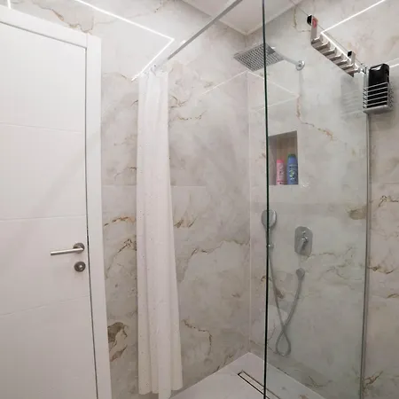 Deluxe Festival Centar With Free Parking *