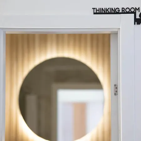 Deluxe Festival Centar With Free Parking