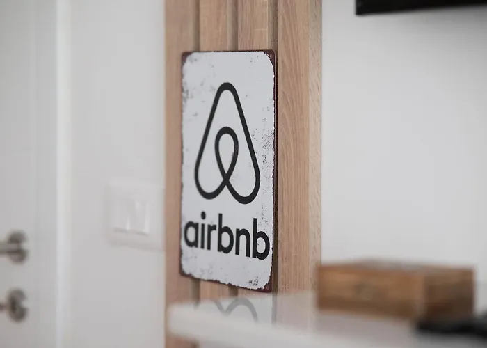 Deluxe Festival Centar With Free Parking アパート