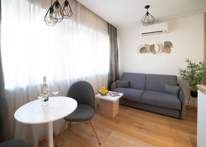 Deluxe Festival Centar With Free Parking * サラエヴォ