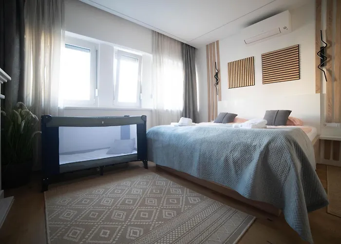 Deluxe Festival Centar With Free Parking *